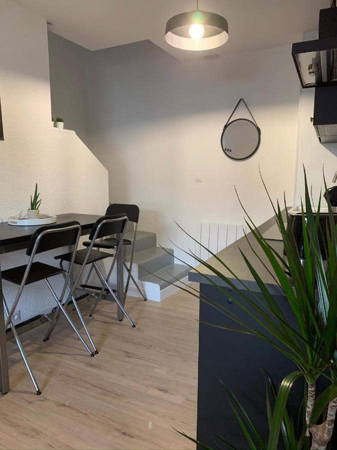 Logement Renove Et Moderne Au Sacre Coeur Cholet Exterior foto